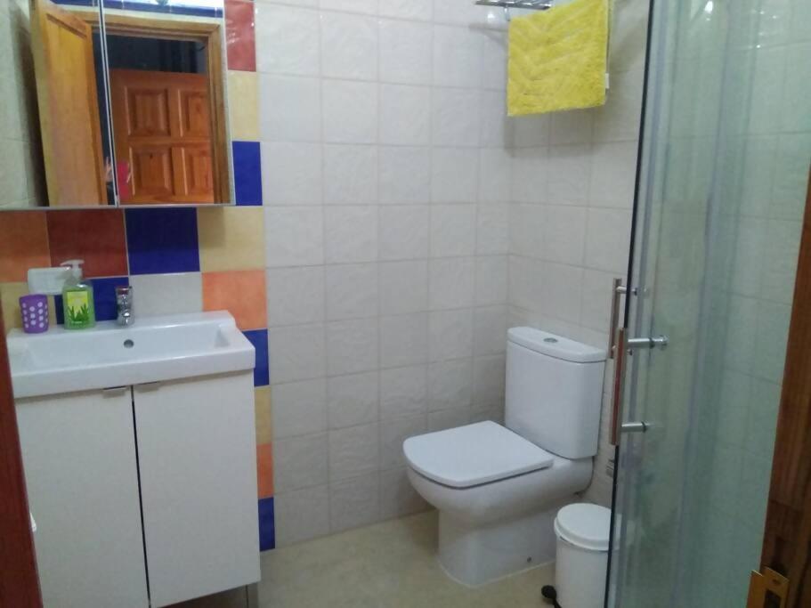 Atico Luminoso Cerca De Cala Accesible Y Tranquila Apartment